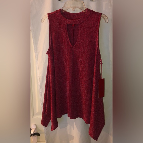 Jennifer Lopez crewneck tank with cut out choker Cascade Hem size Medium NWT - Picture 6 of 15